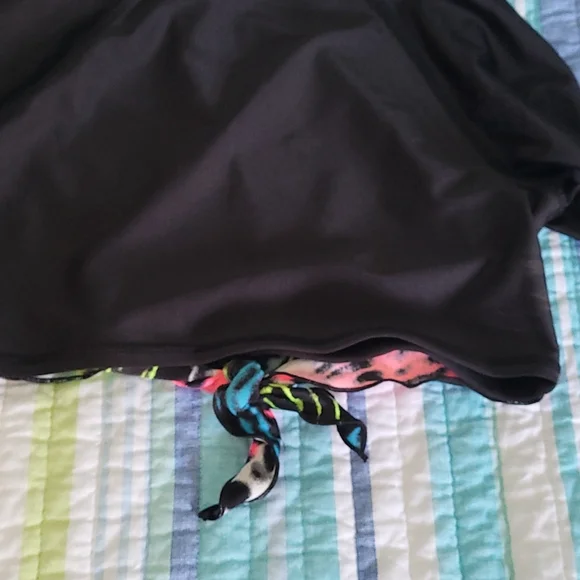 Cropped Rashguard - Picture 4 of 4